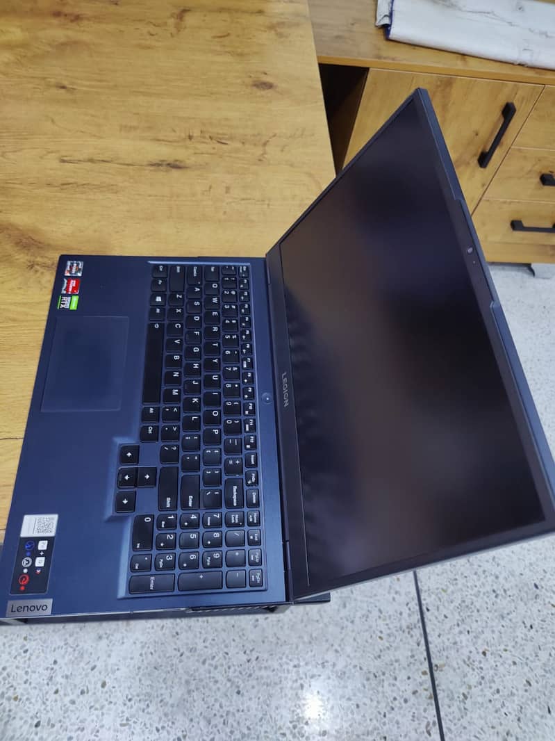 Lenovo Legion 5 15ACH6 -32 GB RAM, Ryzen 5800H -512 GB SSD, RTX 3050Ti 3