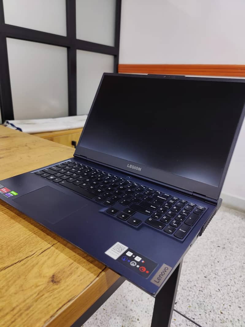 Lenovo Legion 5 15ACH6 -32 GB RAM, Ryzen 5800H -512 GB SSD, RTX 3050Ti 9