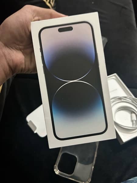 iPhone 14 Pro max 1 TB  in official Apple warrenty 8