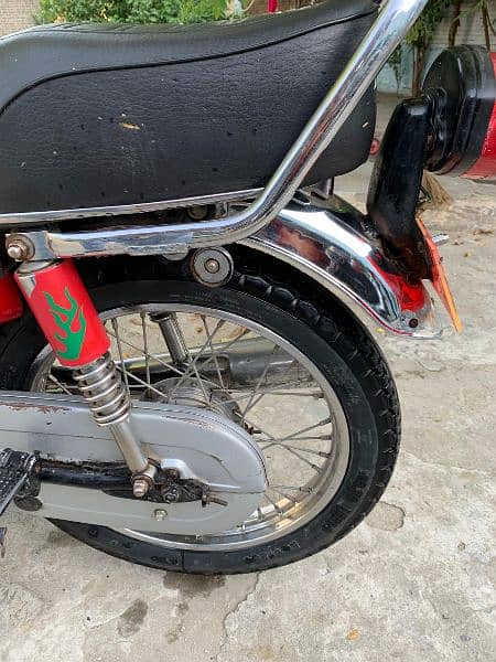 Honda CG 125 Genvon 4