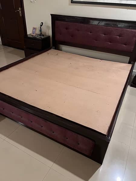 Wooden King bed with side tables | Diyar wood | Poshish bed 4