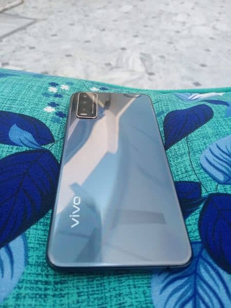 vivo y20s 4/128.03032340636 2