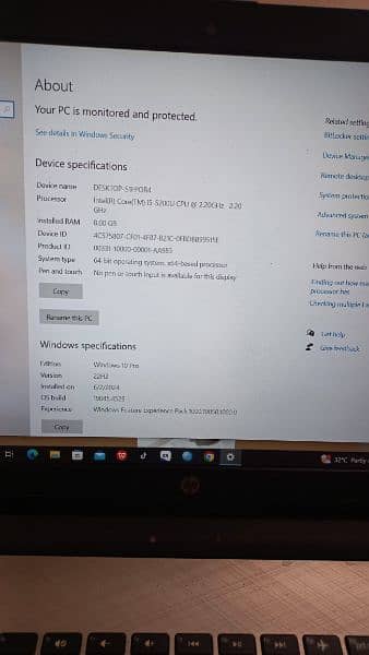 "Intel core i5-5200U. Laptop 2.2GHz, 8GB Ram, 256GB SSD" 4