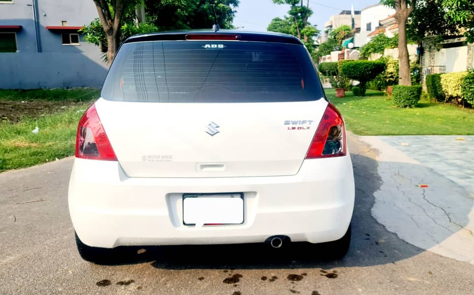 Suzuki Swift 2017 1.3 DLX 4