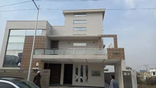 1 Kanal House For Sale