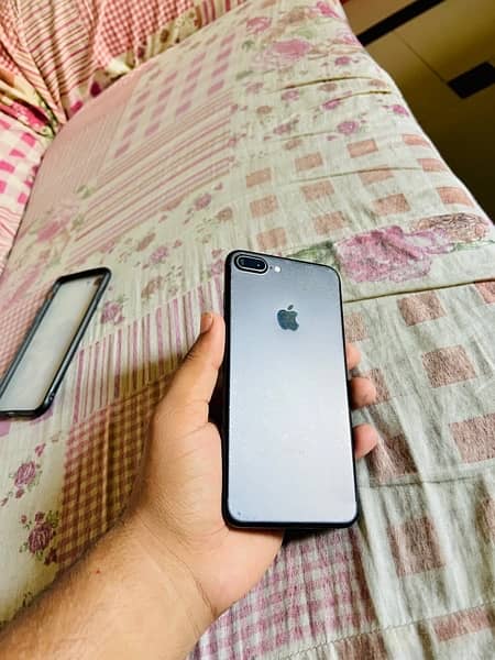 7plus /32 GB All ok PTA Aproved Black Colour 10/9 7