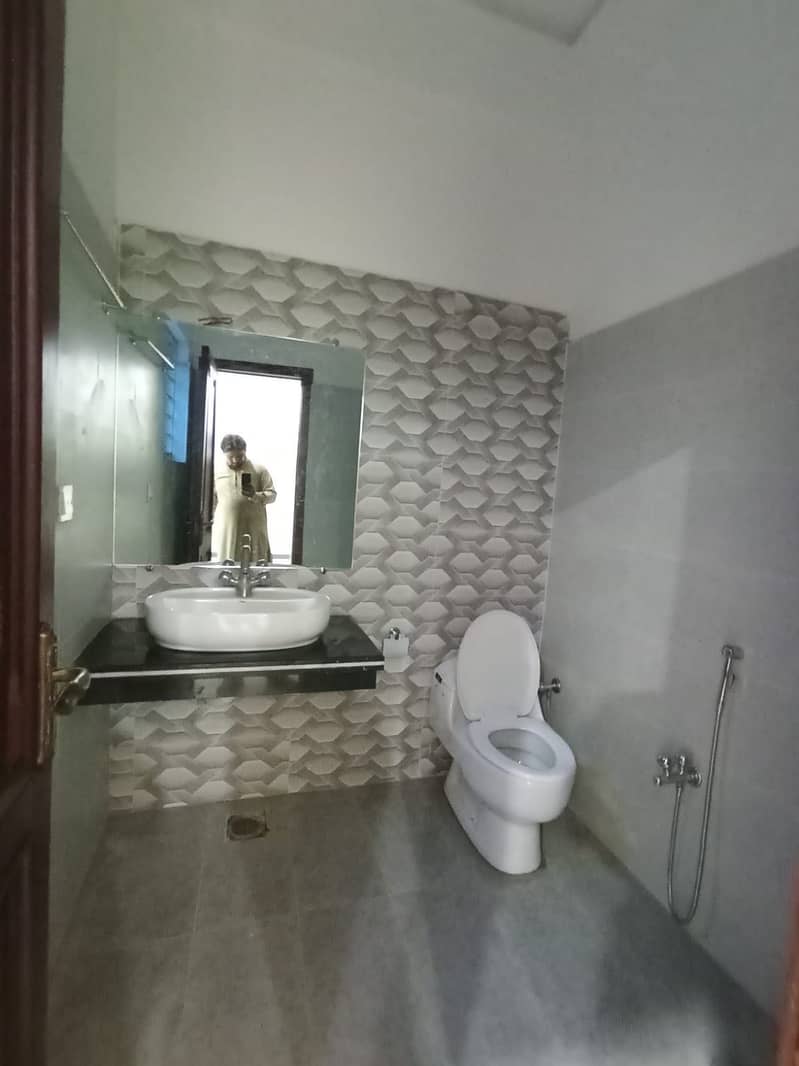 10 MARLA BRAND NEW HOUSE FOR SALE IN C BLOCK FAISAL TOWN STADIUM FACE 20