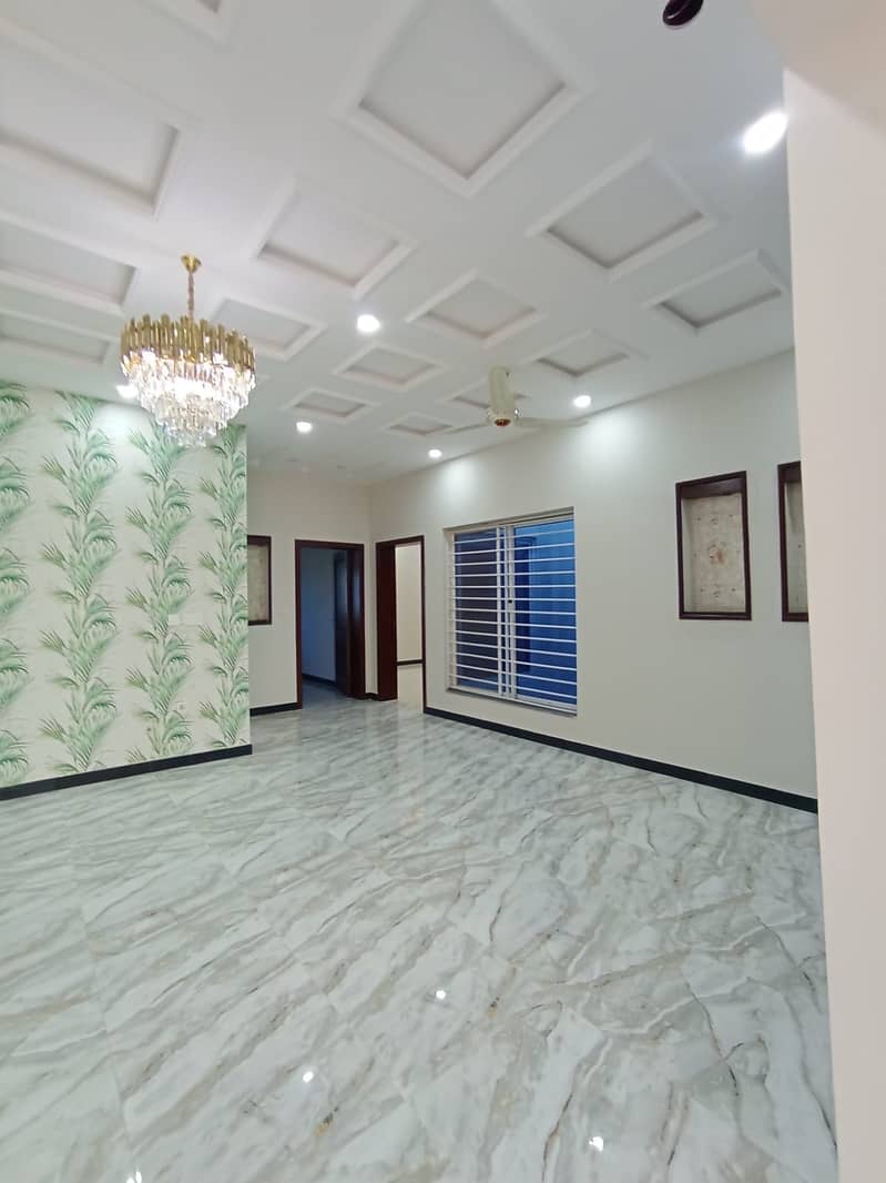 10 MARLA BRAND NEW HOUSE FOR SALE IN C BLOCK FAISAL TOWN STADIUM FACE 39