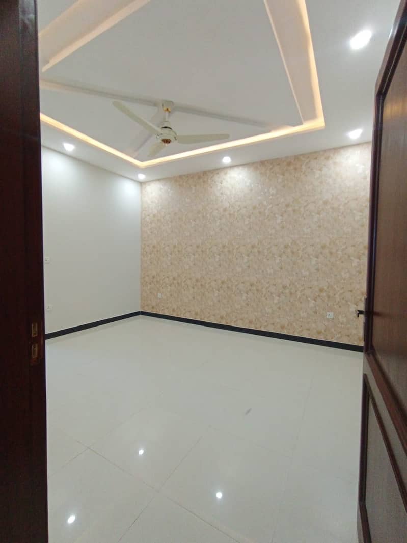 10 MARLA BRAND NEW HOUSE FOR SALE IN C BLOCK FAISAL TOWN STADIUM FACE 45