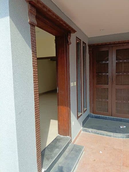 8 Marla New House For Rent in bahria Town lahore 5