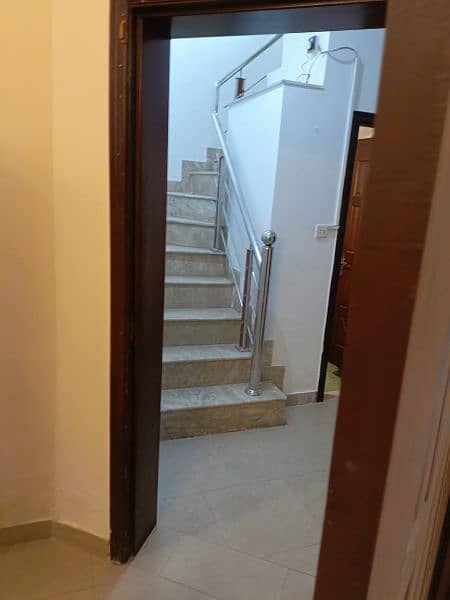 8 Marla New House For Rent in bahria Town lahore 10