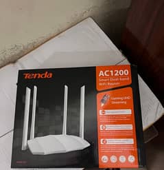 Tenda Ac1200 Dual band 2.4/5G