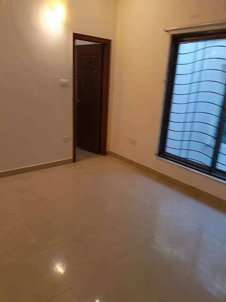 8 Marla New House For Rent in Bahria Town Lahore 6