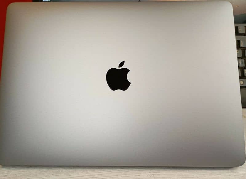 MacBook M1 2020 4