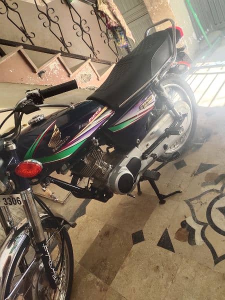 Honda 125 2014 model 2015 register Rawalpindi Number 1st owner 4