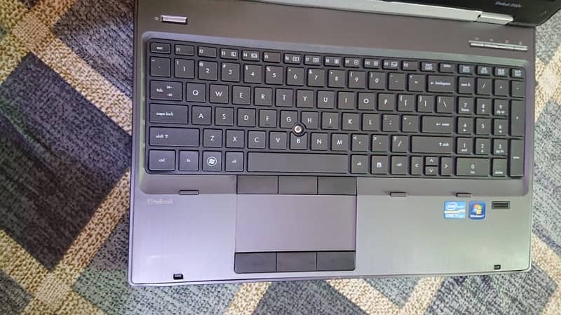 HP Elitebook 3