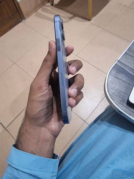 Iphone 13 pro max 256gb PTA Approved 1