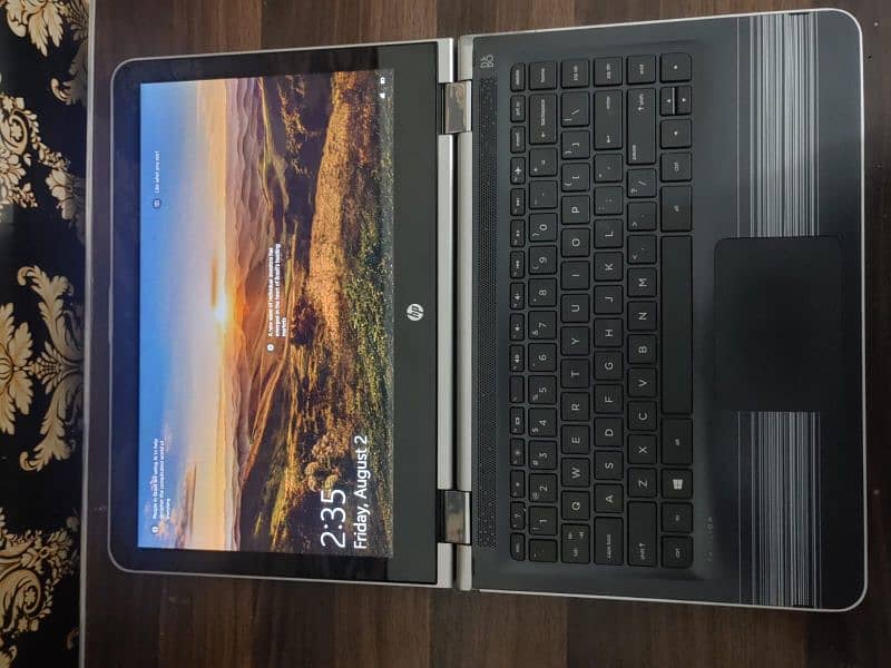 HP Pavillion x360 1