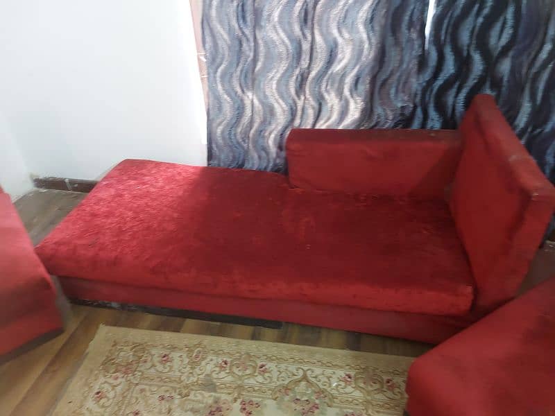 sofa for urgent sale 1