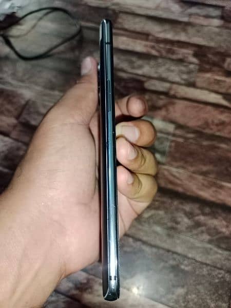 ONE PLUS 7T all ok just need money 5