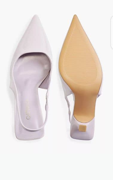 Catwalk
Lilac Pointed Slingback Heel 1