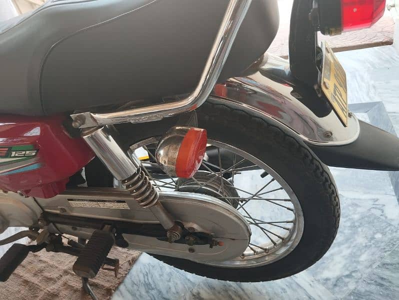 Honda 125.23 model 6