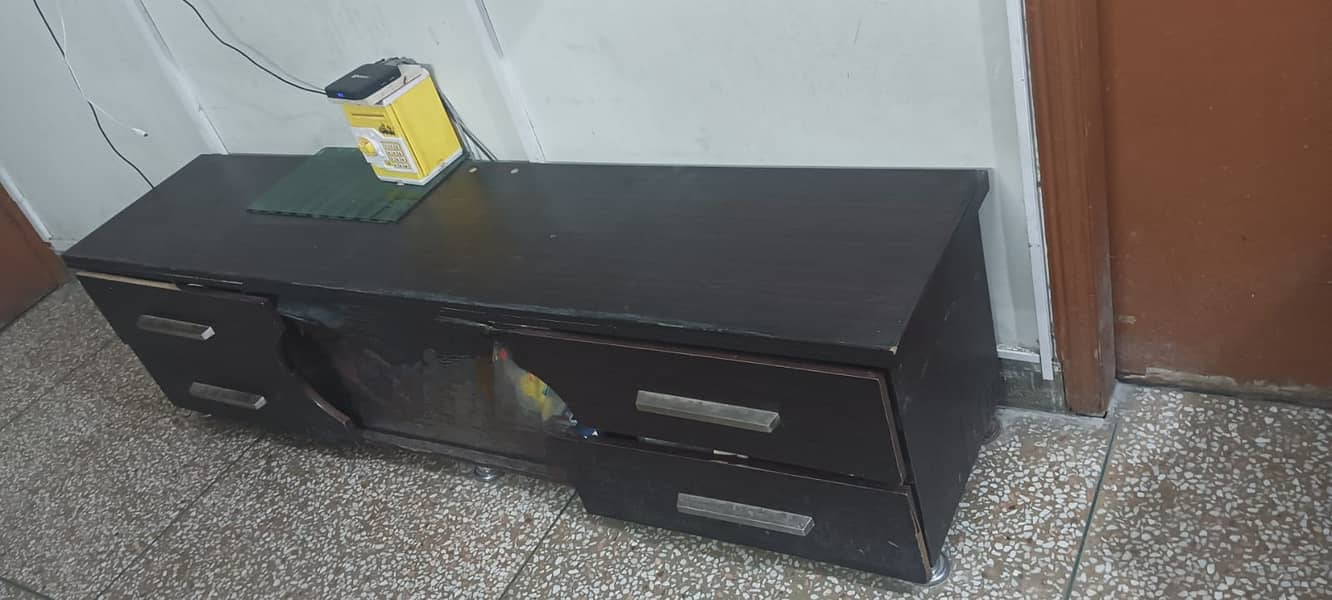 Old Furniture and Autowash and Microwave for sale 4