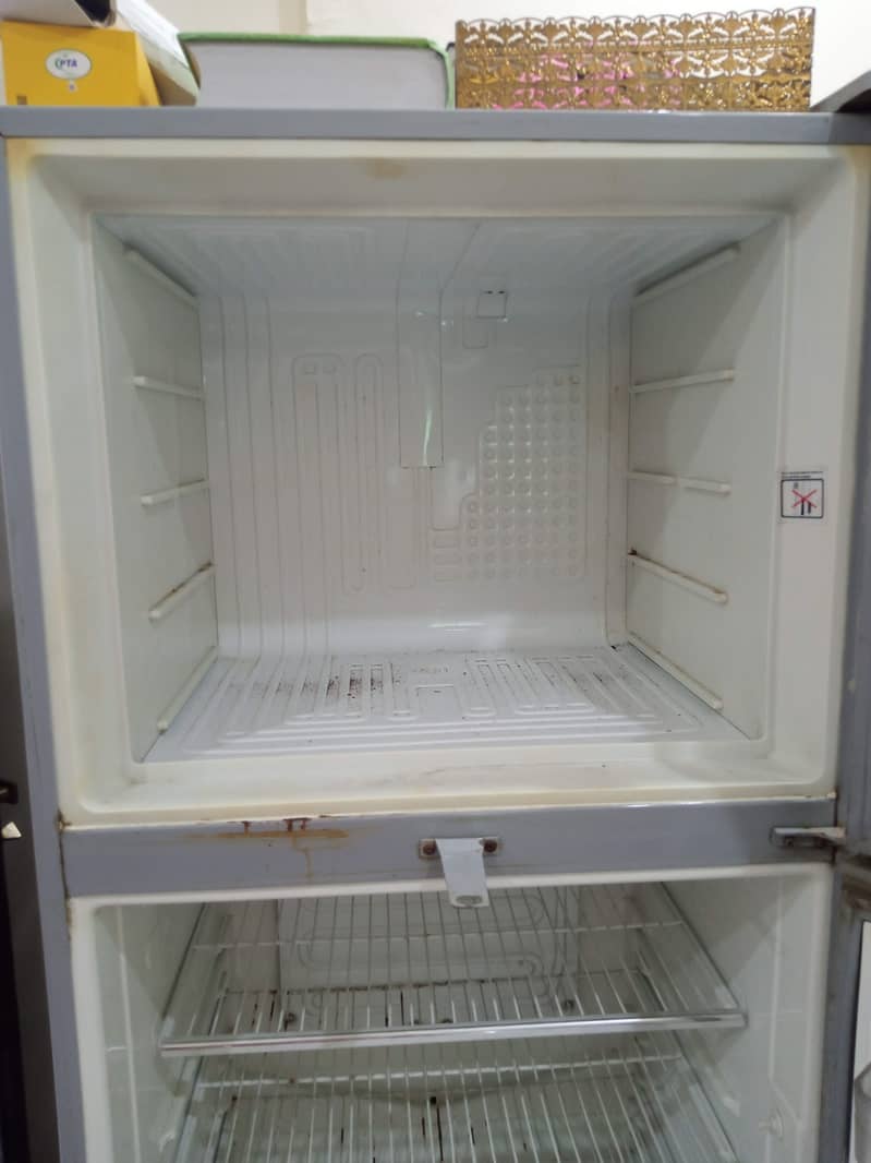 Dawlance Refrigerator Model 9188 WBM 1