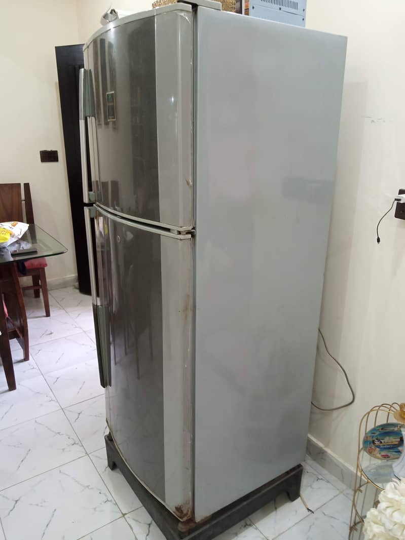 Dawlance Refrigerator Model 9188 WBM 6