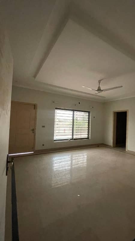 3 Kenal Farm House (13Bedrooms 13Bath) for Rent in D-17 Islamabad also for Commercial School Office, and Residence, 7