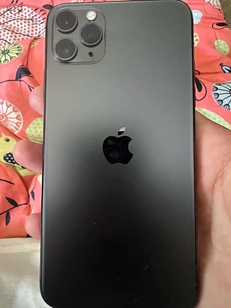 iPhone 11 Pro  max 3