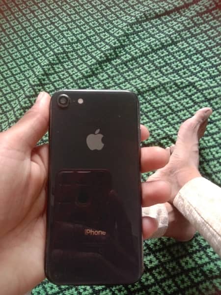 Iphone 8 64gb non pta but sim working 1