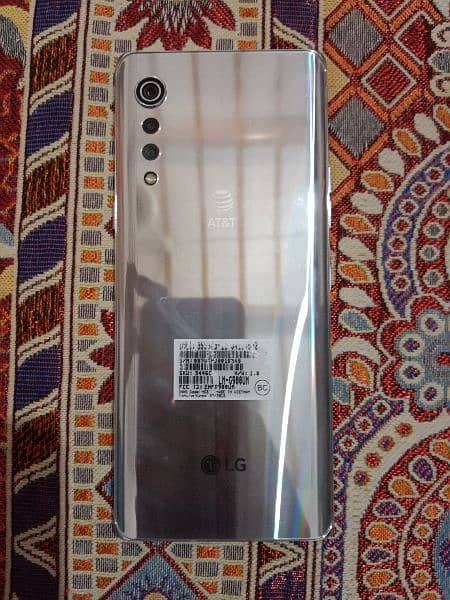 LG VELVET 5G 1