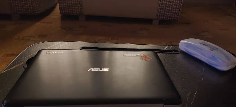 Asus Chromebook C200M 8