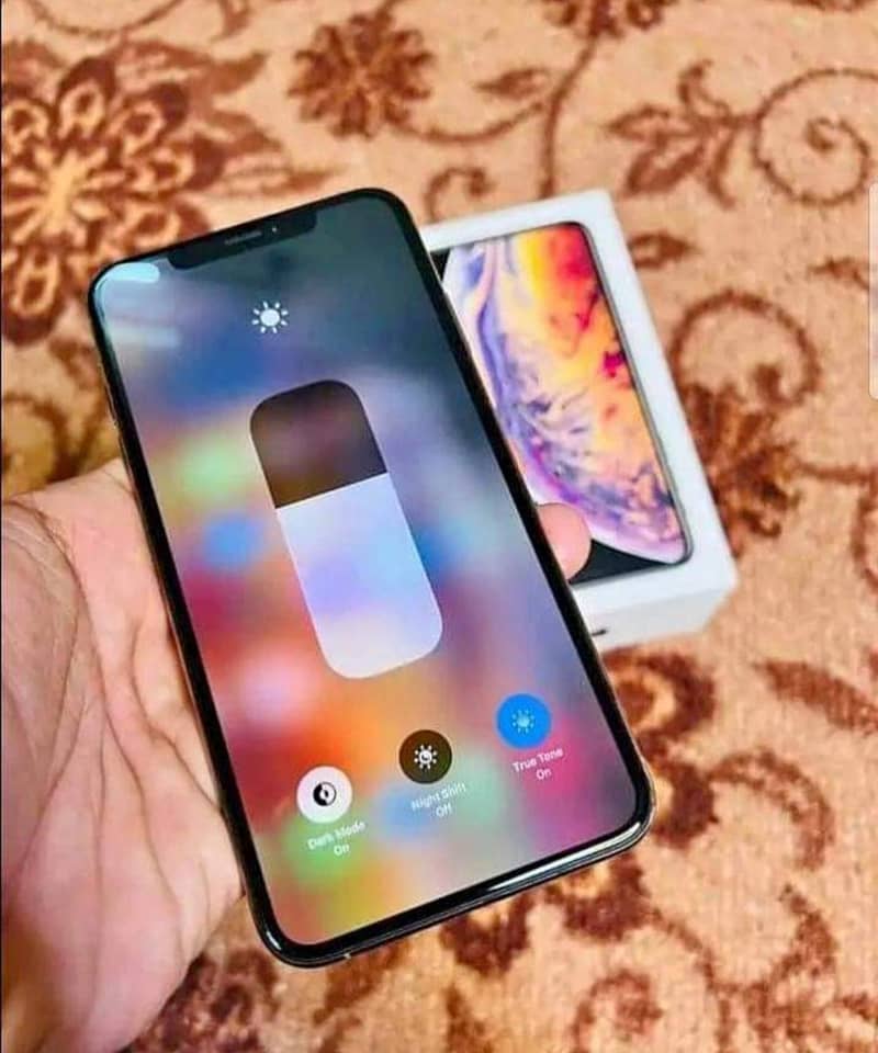 iphone xs max urgent sale 10by10 condition 1