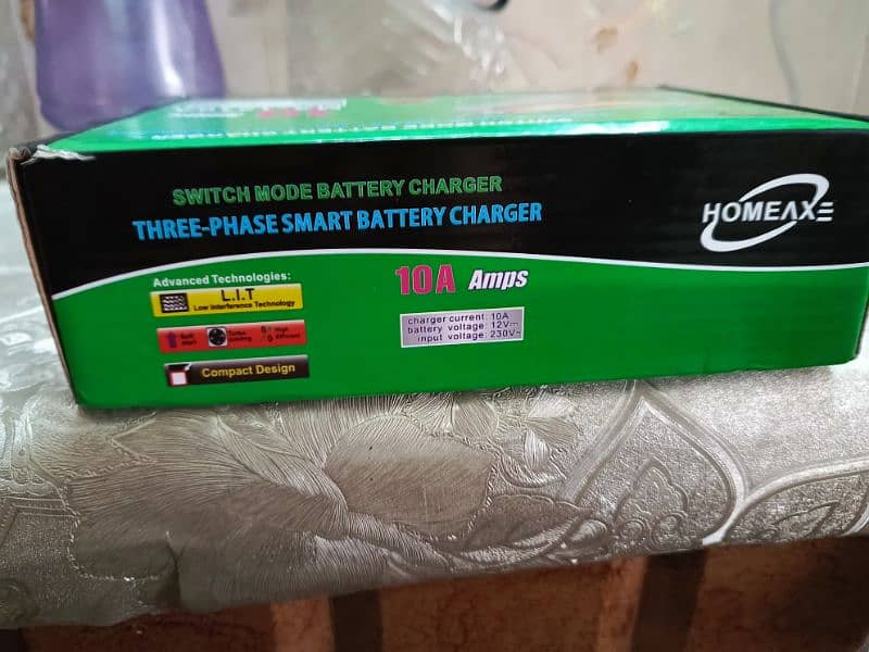 Homeaxe three phase smart battery charger 1