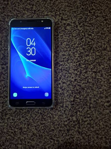 Samsung Galaxy J7 Genuine Condition 10 x 10 1