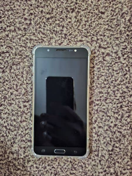 Samsung Galaxy J7 Genuine Condition 10 x 10 7