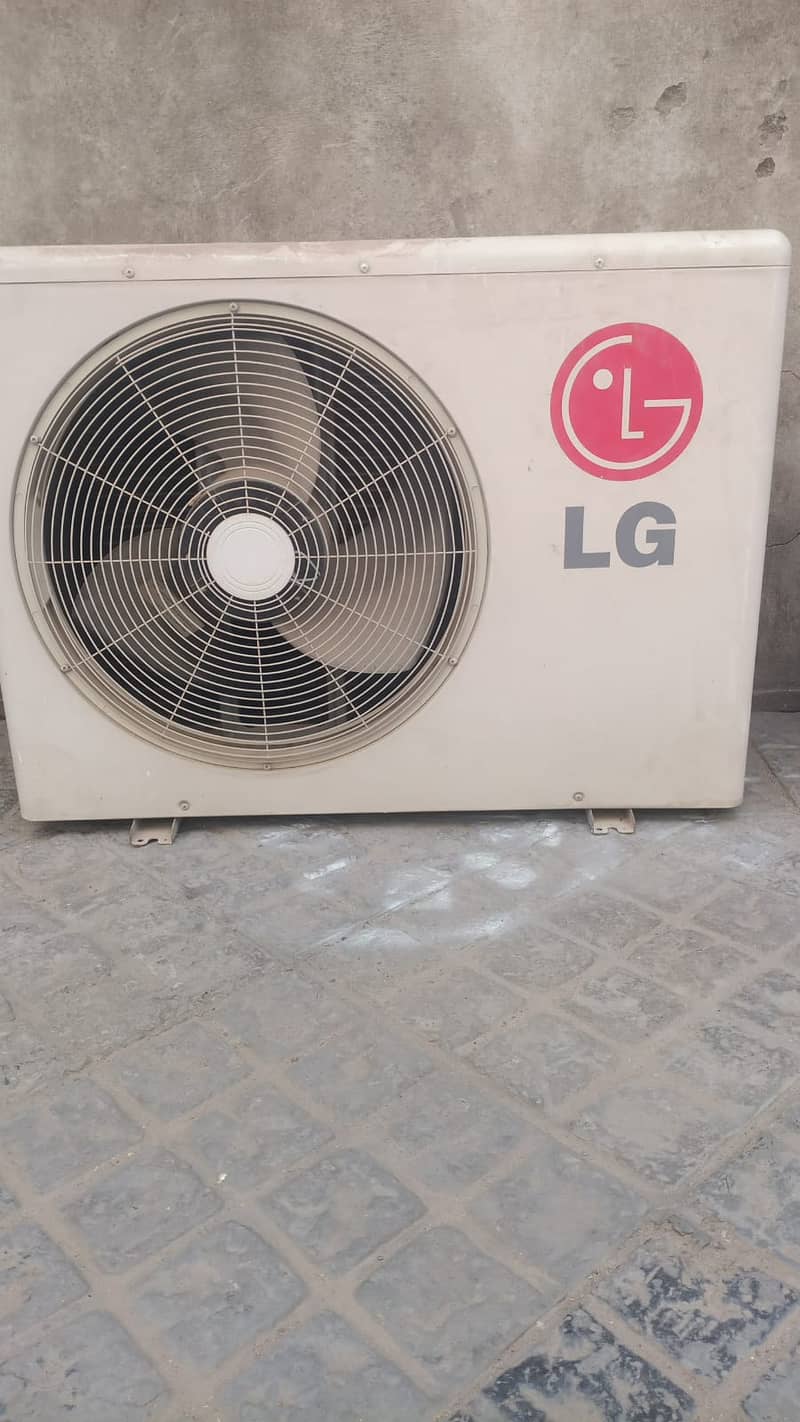 Selling 3 Acs LG, Panasonic & Plasma Gold 1.5 Tons 0