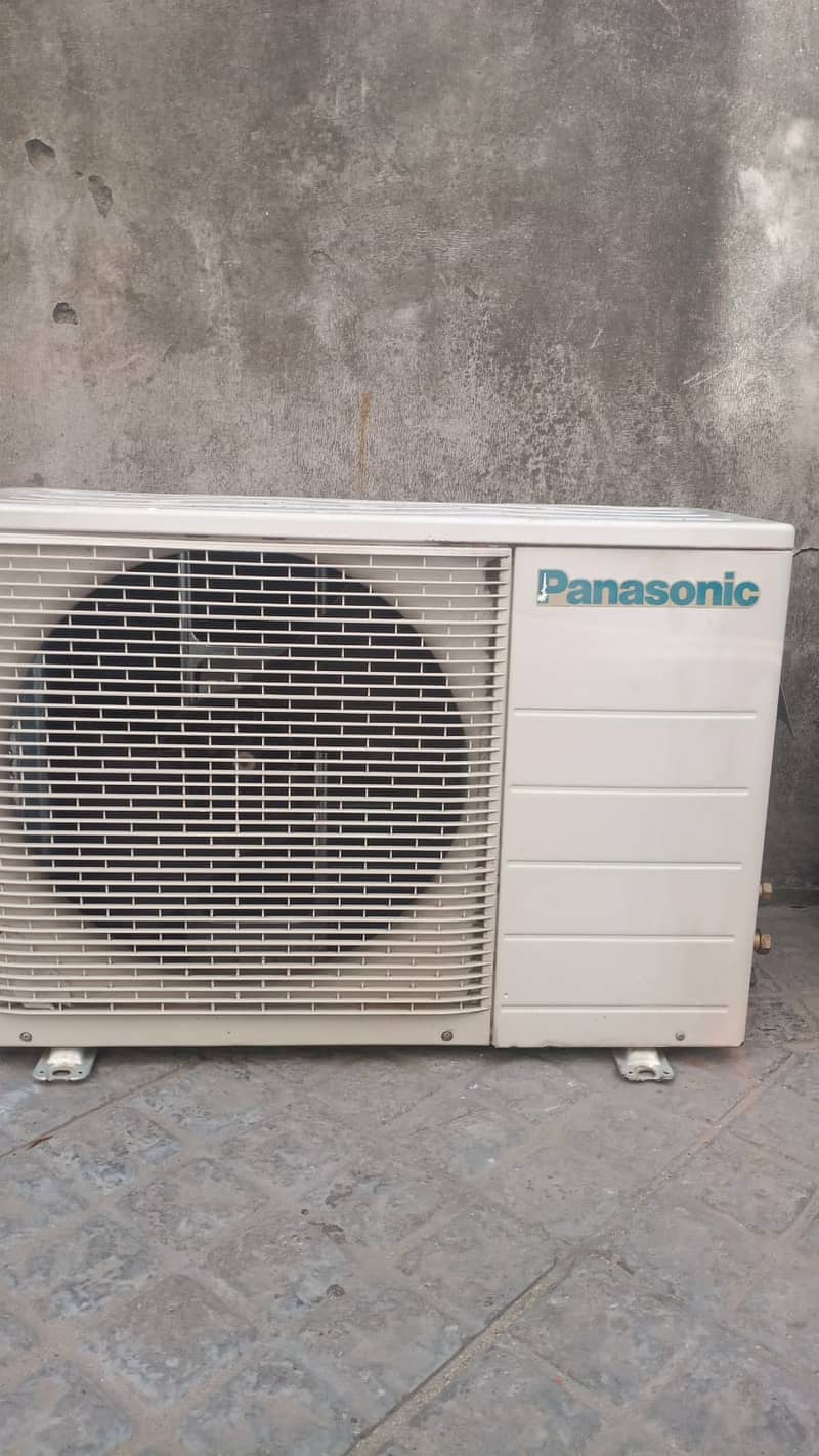 Selling 3 Acs LG, Panasonic & Plasma Gold 1.5 Tons 3