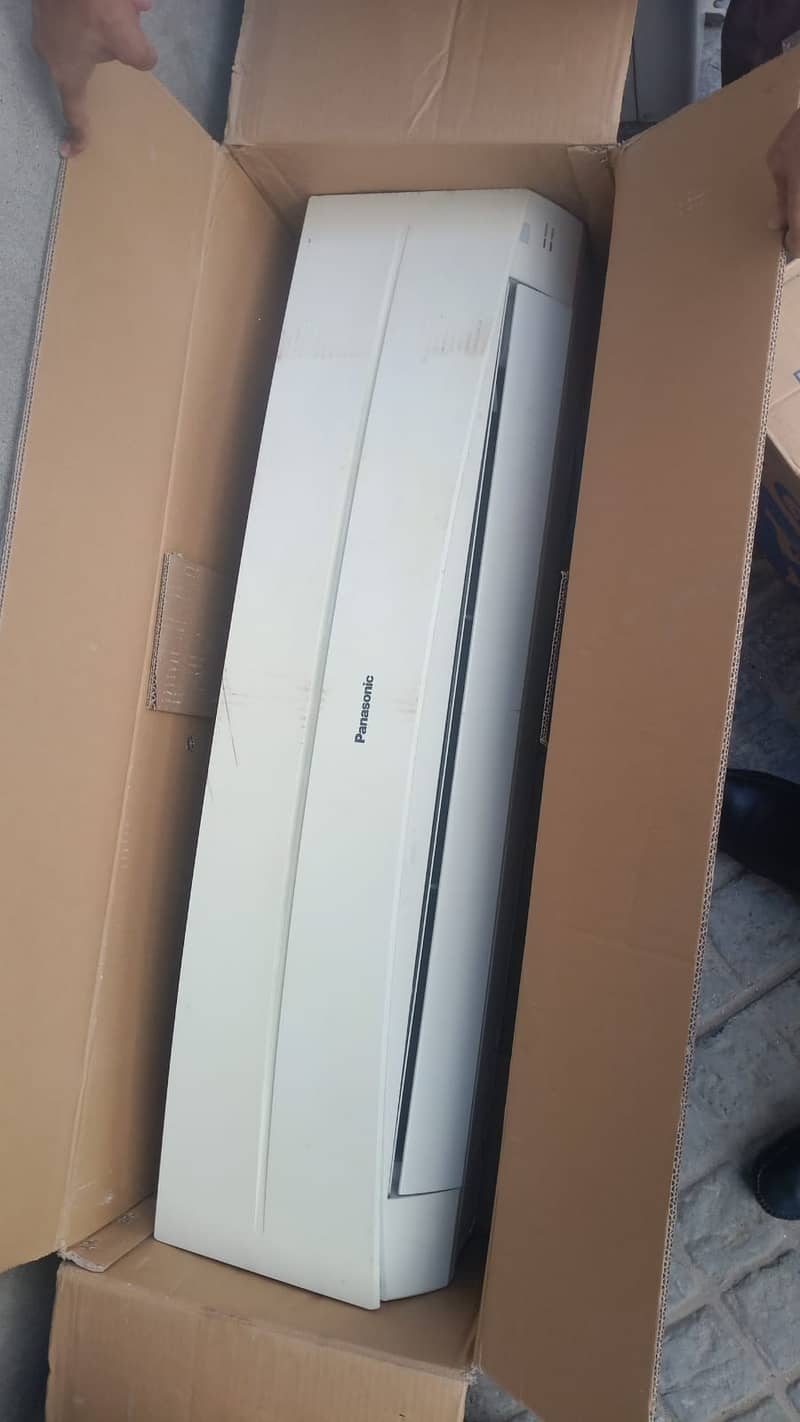 Selling 3 Acs LG, Panasonic & Plasma Gold 1.5 Tons 5