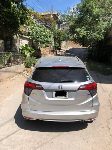 Honda Vezel Hybrid Z 2014 1