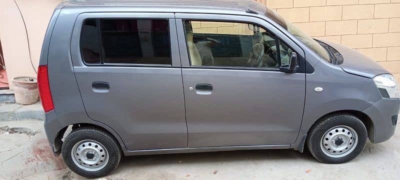 Suzuki Wagon R 2022 1