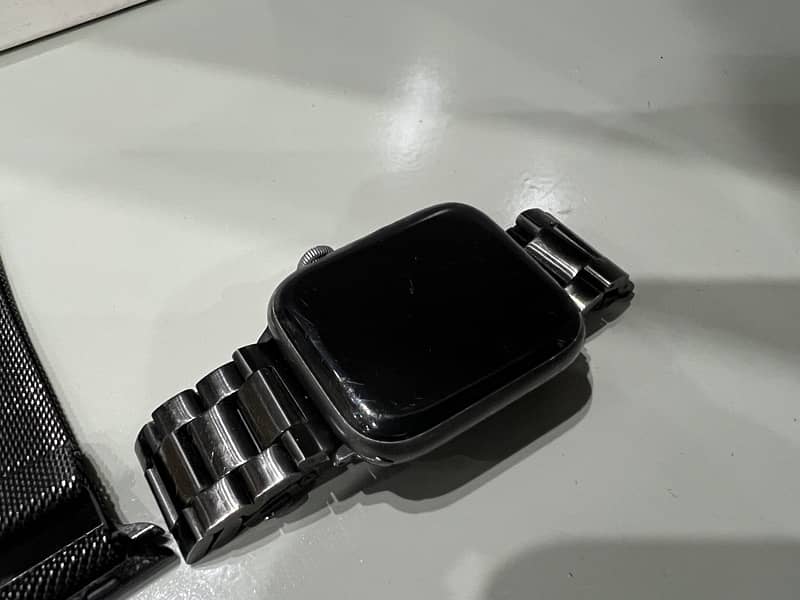 Apple Watch Series 4 44mm 6