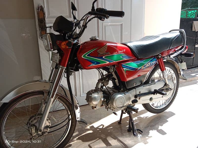 Honda CD70 For Sale 11