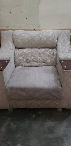 6 seater sofa set usable