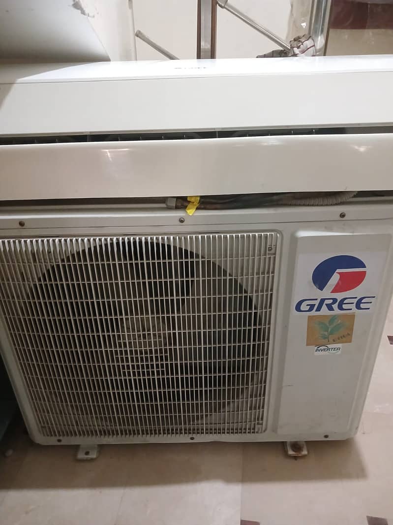 Gree inverter available in good condition 1