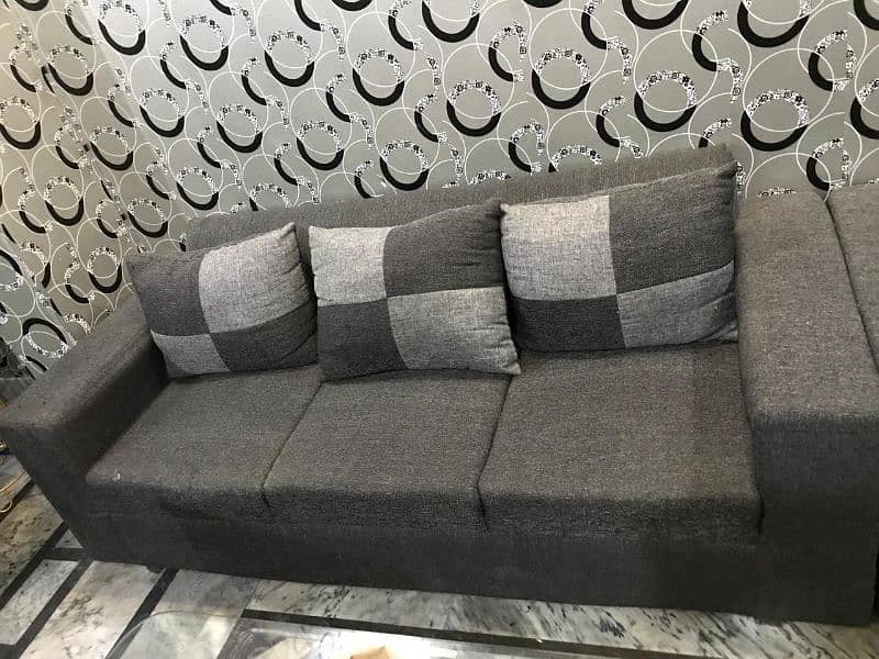 3 seater sofa for sale new condition 1