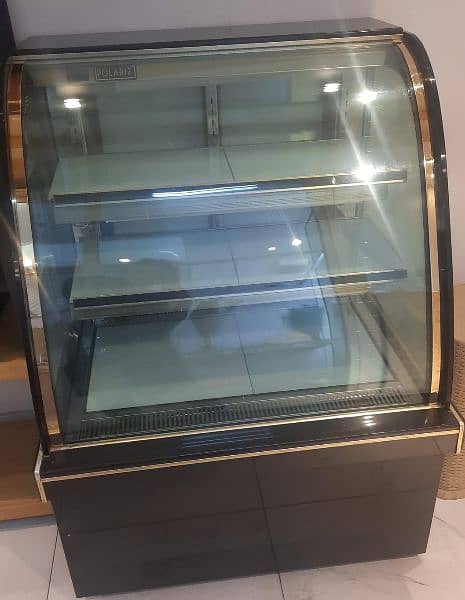 cake chiller for bakery or sweet shop 3