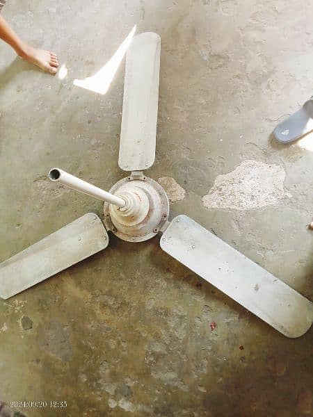 I want to sale fan condition all ok koi msla nhi h 1